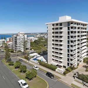 Burgess @ Kings *** Caloundra
