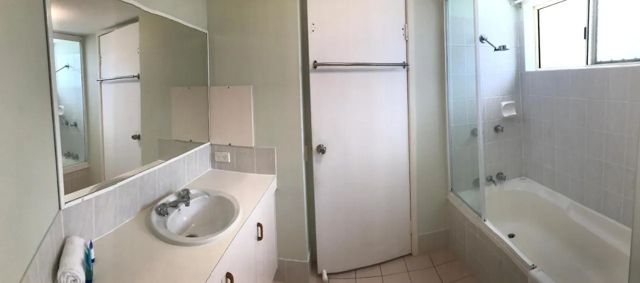 Kings Way Apartments Caloundra Australia