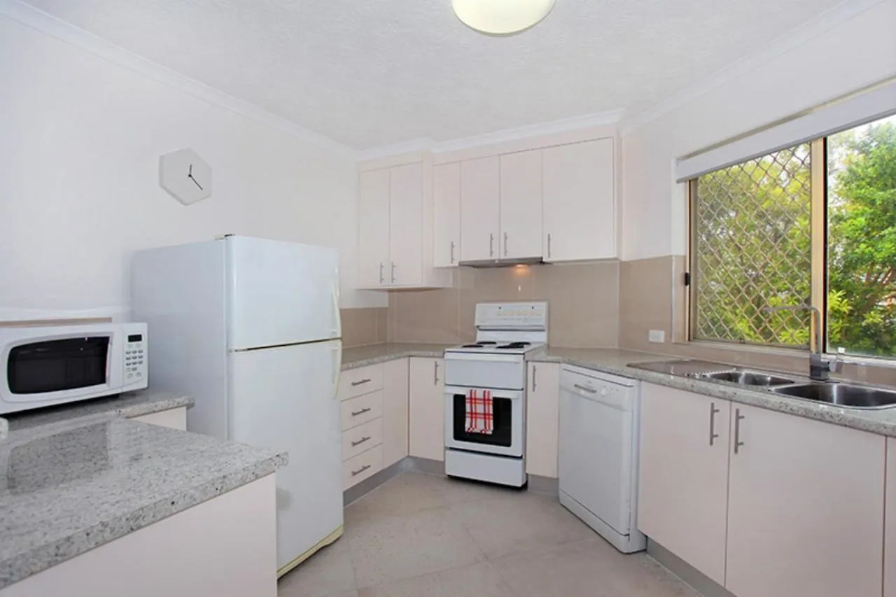 Kings Way Apartments Caloundra